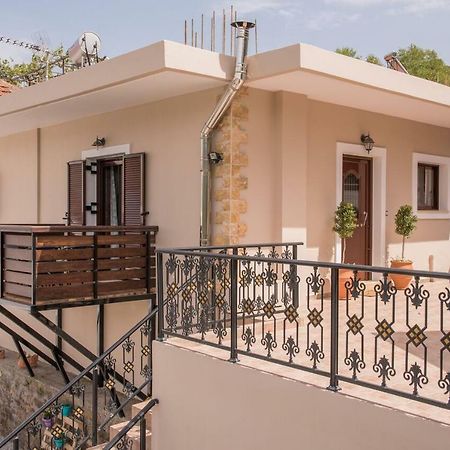 Marika Traditional Home Elos Ngoại thất bức ảnh
