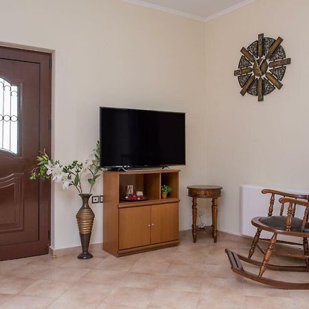 Marika Traditional Home Elos Ngoại thất bức ảnh