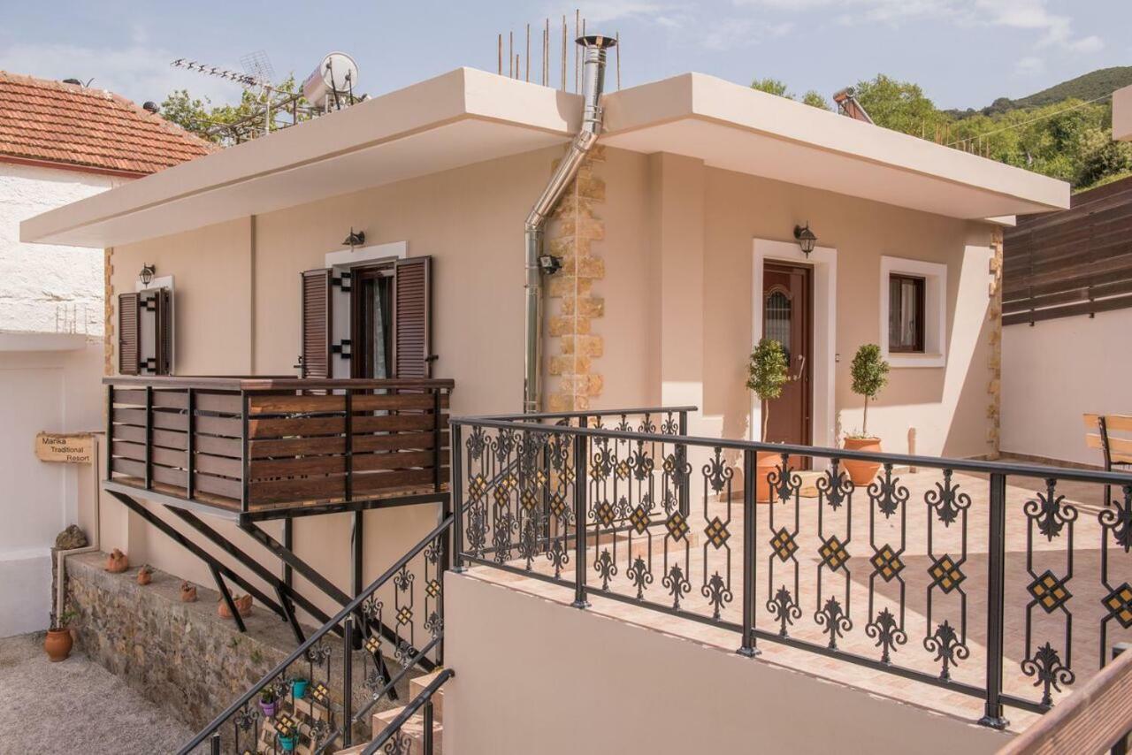 Marika Traditional Home Elos Ngoại thất bức ảnh