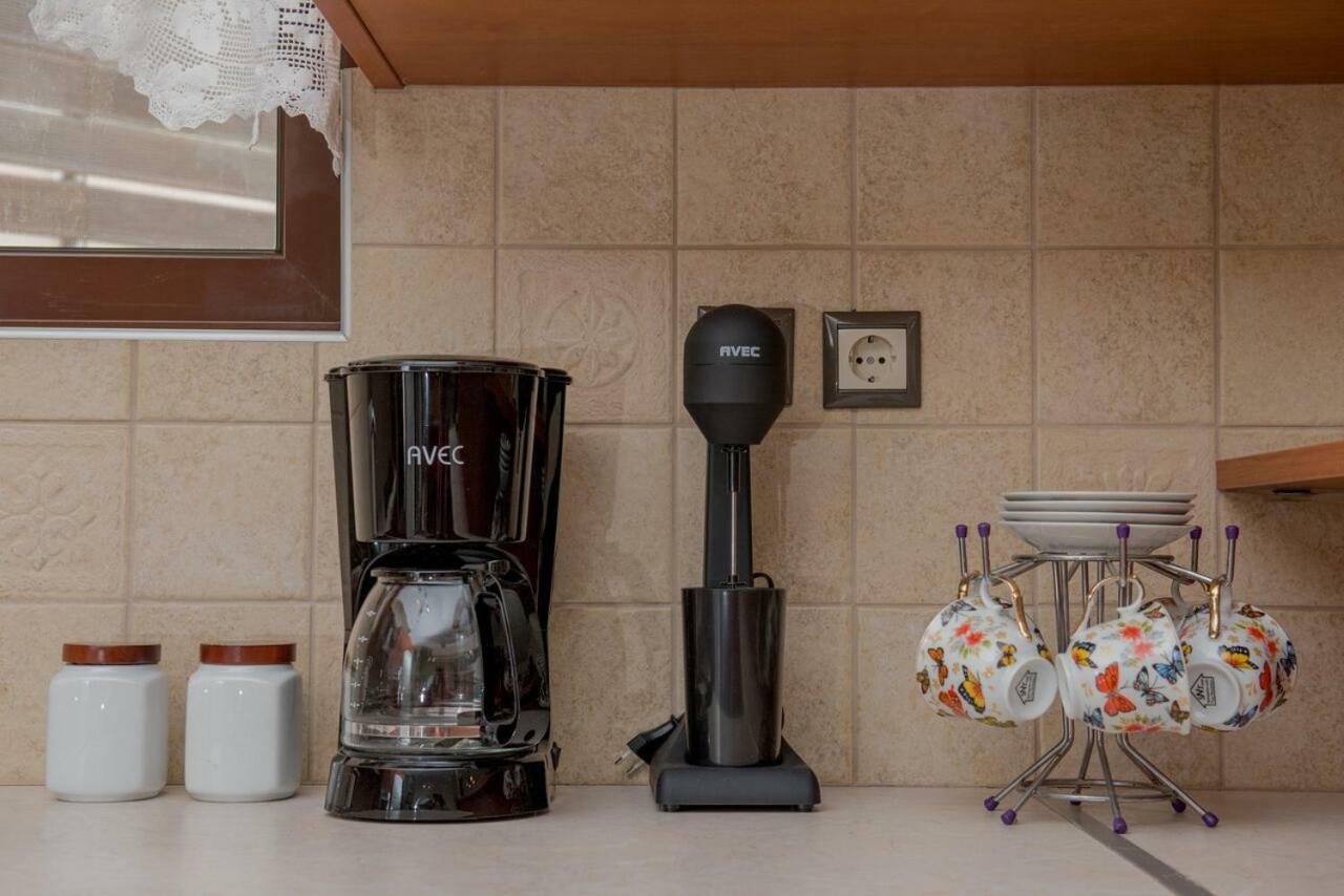 Marika Traditional Home Elos Ngoại thất bức ảnh