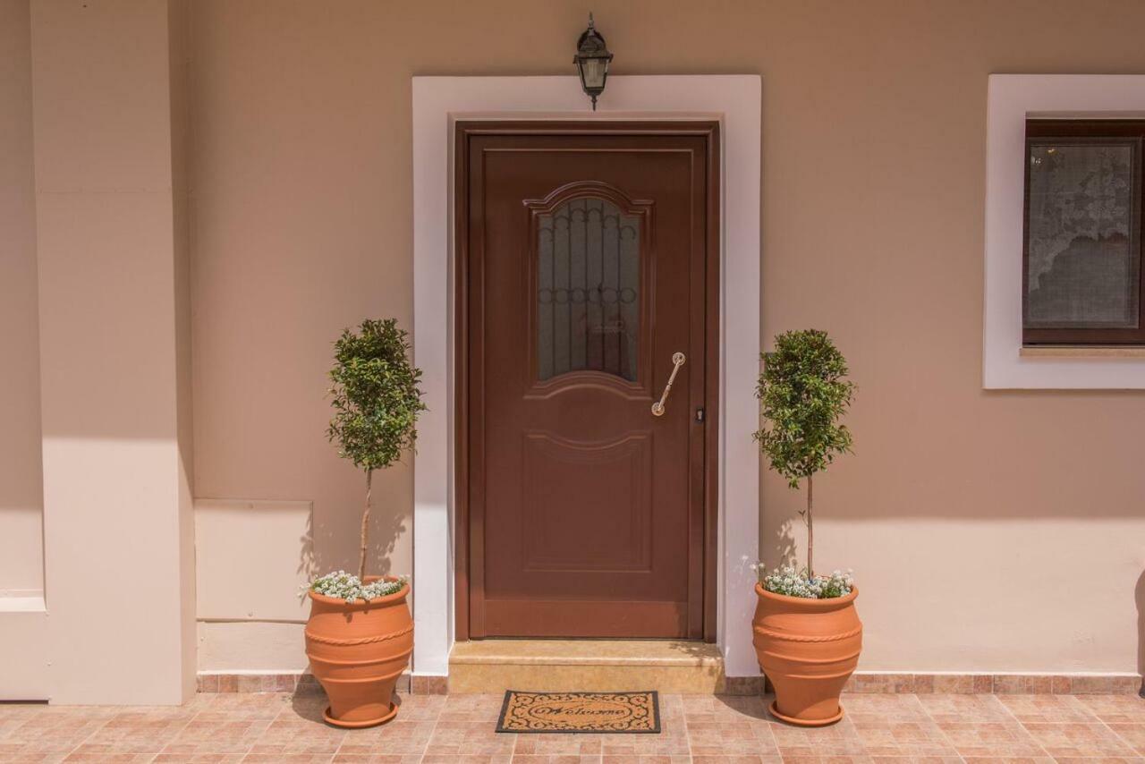 Marika Traditional Home Elos Ngoại thất bức ảnh